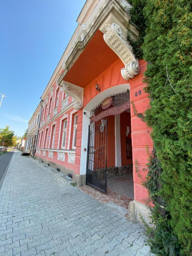 Pensiunea Korona And Restaurant М'єркуря-Чук Екстер'єр фото
